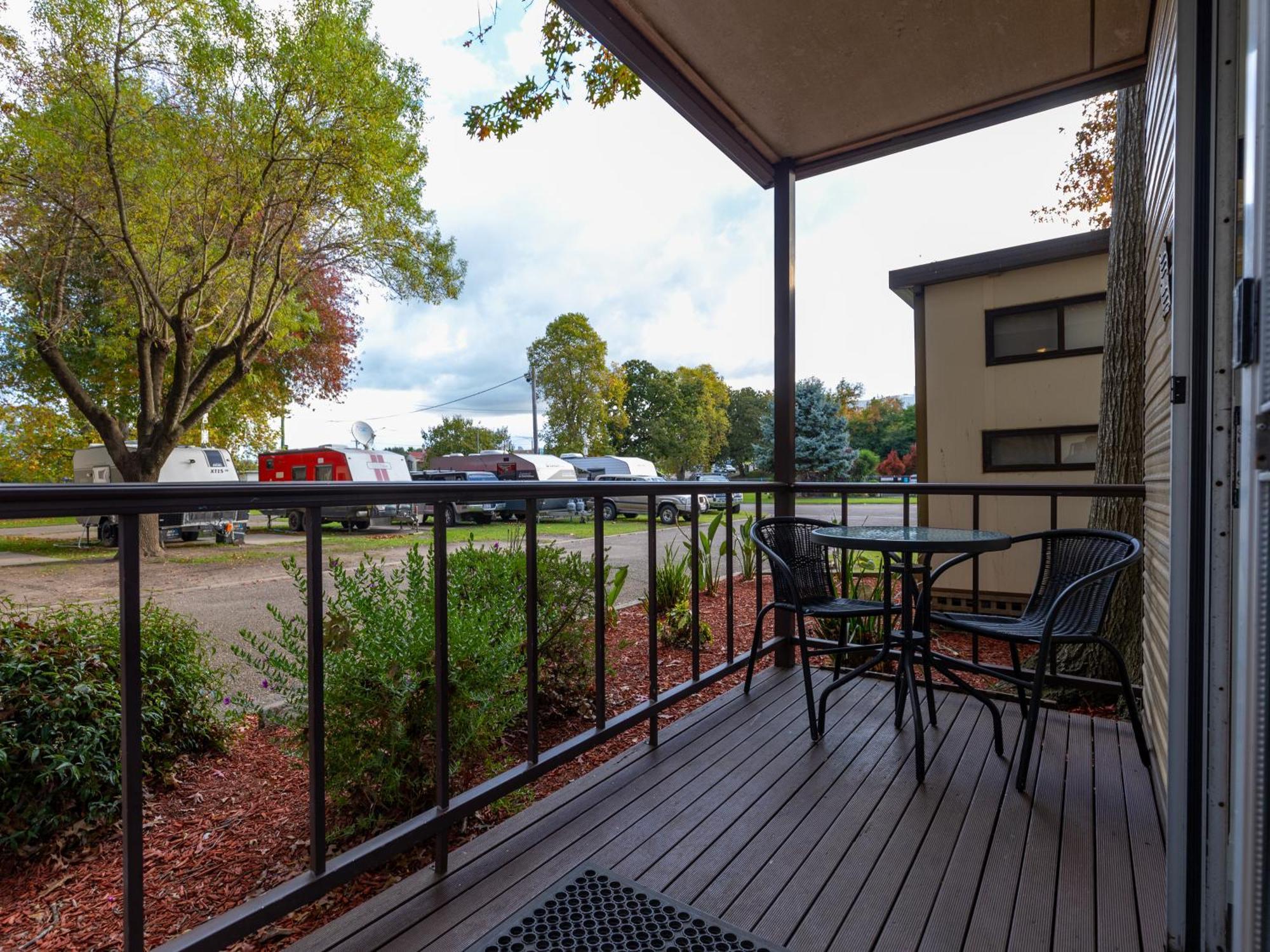 Nrma Bairnsdale Riverside Holiday Park Quarto foto